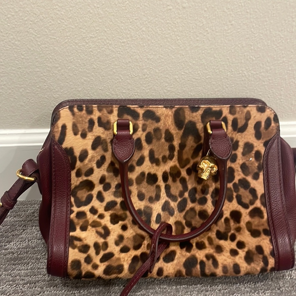 Leopard Alexander McQueen Authentic Purse